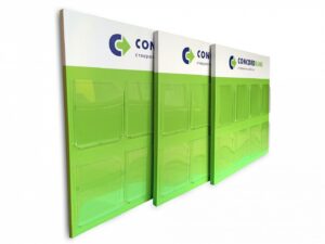 Информационные стендны в помещении